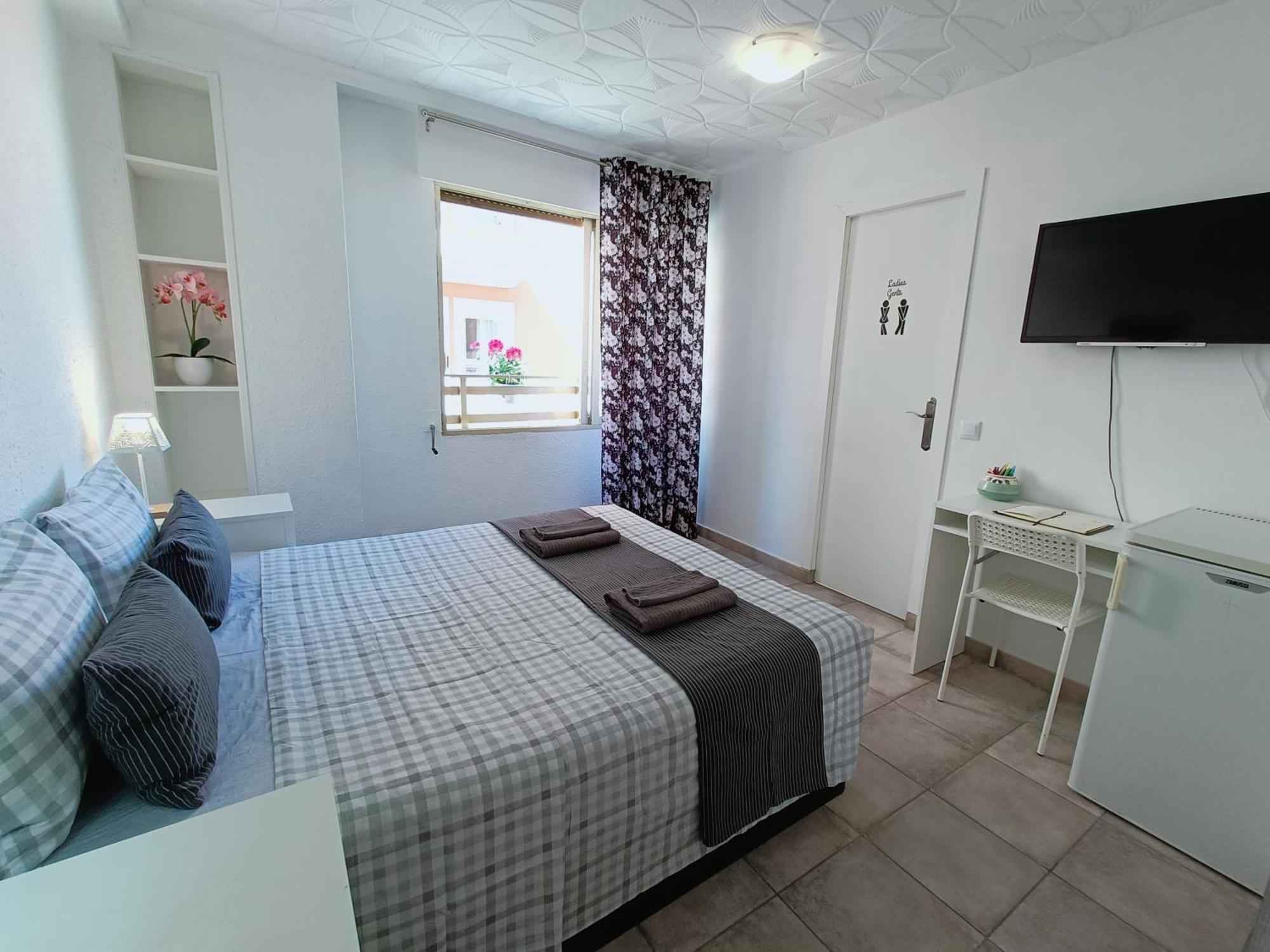 Gloria Host House Διαμέρισμα Αλικάντε Δωμάτιο φωτογραφία